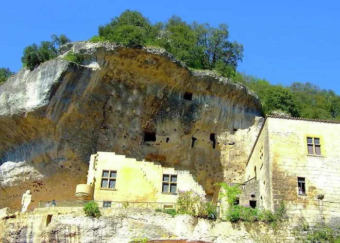 Les Valades Coux-et-Bigaroque-Mouzens
